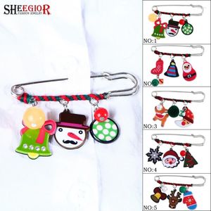 Brooches Christmas Brooch Pin Lovely Snowman Tree Bell Gloves Santa Claus Silver Color Broches Jewelry Fashion Women Accessories