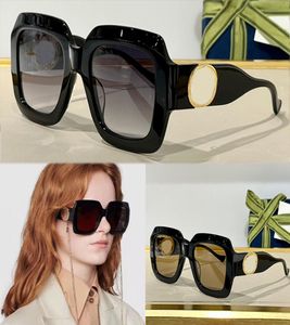 インターロックビッグロゴサングラス光沢のある黒いフレームメン豪華なデザイナー男性眼鏡1022 Gafas de Sol Rectangular Sun Glass with Gold Metal Chain3687618