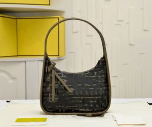 Klasik Vintage Style Kruvasan Omuz Çantası Crossbody Çanta Çanta Çanta Cowhide Fashion Basit Atmosfer 7736