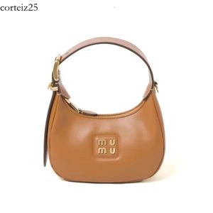 Miumiubag Mirror Designer Bag Miui Wander Wander Arcadie Bolho até bolsas Luxurys Bolsa feminina Bolsa de ombro Hobo Cross Body Tote Meio 8297