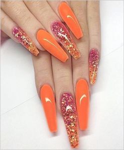 20pcsbox Shiny Orange False Nails Long Sarg Full Cover Fingernägel drücken Sie künstliche Tipps Nagelkunstdekorationen1265227