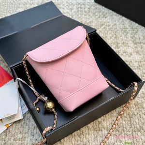 Projektant Crossbody Mini Torby telefonu komórkowego Oryginalna skórzana torba na telefon komórkowy z diamentową siecią szlachetną małą złotą kulę łańcucha torby na ramię