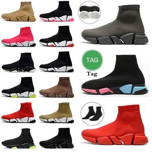 Lässige Schuhe für mich Frauen Triple S schwarz weiß rote atmungsaktive Graffiti Sneakers Herren Designer Schuhe Sockschuhe 1.0 2.0 Frauen Luxusgeschwindigkeitstrainer Sport im Freien Dhgate