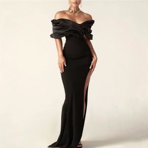 上品な長い黒いクレープイブニングドレススリットシースオフショルダーフリルサテン床の長さジッパーバックウエディングドレス