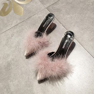 Terlik pembe tüy topuklu sandalet peluş tacones para mujer sivri uçlu zapatos damas en oferta ayakkabı kadın slingback