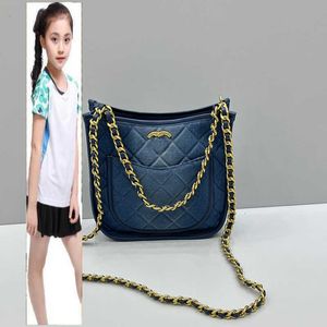Sacchetti per bambini marca di lusso cc sacchetti da donna designer blu lavate in denim borse a spalle hobo oro hardware metalasse catena di borse a traco