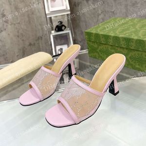 Summer Women Sandals Designer Rhinestone Fashionable High Heels Bekväm romersk stil Toe Beach Sweet Slippers