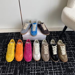 Дизайнерская обувь Maisons Реплика MM6 вырезать повседневную обувь Margiela Mens Trainers Orange Zapatos Белые белые женские кроссовки на открытые туфли