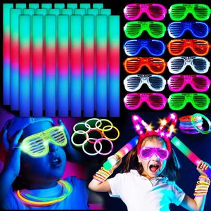 Parti Dekorasyonu 30 PCS GLOW PACK LED Köpük Çubukları Light Up Camlar Neon Bilezikler Karanlık Malzemeler Doğum Günü Düğün Rave