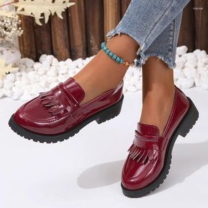 Sapatos casuais 2024 para mulheres primavera e outono vulcanize cores sólidas em torno da raiz quadrada raiz rasa boca rasa