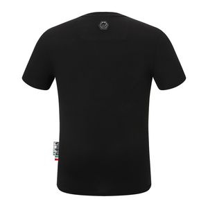 Neue Mode-Männer-Designer PP Schädel Diamant T-Shirt Kurzarmdollarbraun Bären Marke T-Shirt O-Neck Hochqualität