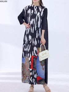 Sukienki przypadkowe Anlan Spring Miyake plisowana maxi sukienka moda druk o dół z trzech ćwierć rękawów dla kobiet 2024 7YK1962
