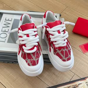 One Stud Low Top Sneaker Catwalk Women Designer Schuhe Fondant 3D Gummi Dicke Sohle Siebdruck Logo Nappa Leder Herren Sneakers Damen Casual Shoes 35-44