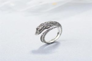 2021 new vintge neogothic crocodile lligtor long til width surfce double lyer ring niml prty women jewelry34566587631854