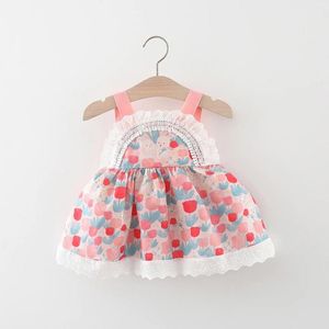 Mädchenkleider Sommer 2024 Koreanisch kleine Mädchen Kleid Spitze Gurt Rückenfreies Kleinkind Blumendruck lässiger Saum Säugling Slip