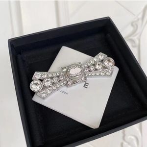 Boutique 925 Silver Plated Brooch Brand Designer New Bow Shaped Fashionable Trendy Brooch High-Quality Diamond Inlay High-Quality Brooch With Box Birthday Party