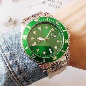 مشاهدة الساعات AAA 2024 جديدة منحوتة غوص Green Water Ghost Series Imitation Ceramic Classic Talendar Watch Watch