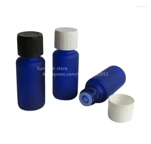 Butelki do przechowywania 500 x kobalt niebieska mrożona szklana butelka 15 ml kosmetyczny pojemnik habatyka widoczna top