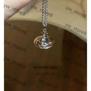 Viviane Westwood halsband designer smycken hänge halsband nisch design sense westwood halsband med diamant inlay emalj färgad bakad viviane halsband 9768