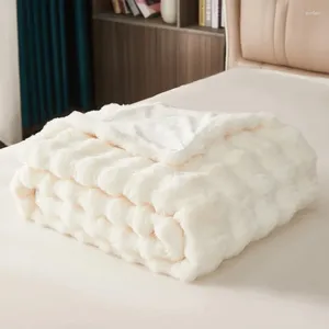 Одеяла зима имитация мехового одеяла