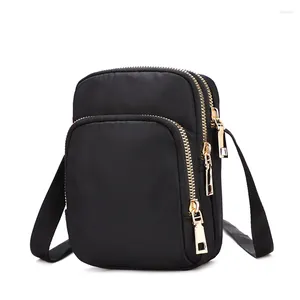 Kvällspåsar 2024 Casual Shoulder Mobile Telefon Bag Lightweight Crossbody Small Handbag Waterproof Nylon Coin Purse Mini Women's