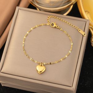 Europe and the United States cross-border stainless steel metal love necklace set fashion light luxury high sense all match heart earrings