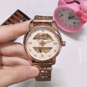 Titta på Watches AAA 2024 Network Mechanical Watch Circular Big svänghjul 5-stifts Dial Casual European Watch Fashion Watch