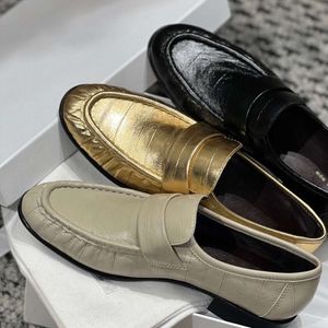 Neue Lefu -Schuhe mit dicken Absätzen, minimalistischer Stil, fester Farbe, echte kleine Lederschuhe in britischer Stil, einen Fuß -Single -Schuh für Frauen