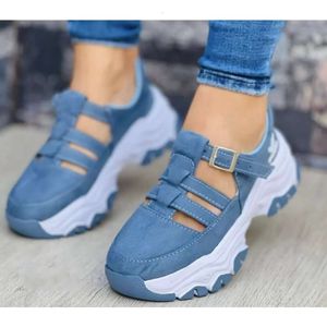 2024 Autumn New Fashion Hollow Designer de sola grossa esportes esportivos ao ar livre Casual Sapatos vulcanizados femininos