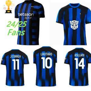 2024 2025 Alexis Maglia Inters Futbol Jersey Kid Kit Transformers Özel 2024 2025 Futbol Gömlek Milans Maglie Lautaro Calhanoglu Barella Thuram