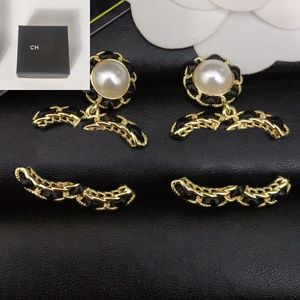 Fashion Womens Designer Earrings Crystal Studs Women Brand Letter Pearl Earring 925 Silver Plated Wedding Jewelry Eardrop Party Gifts with Box