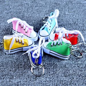 Luxury Creative Canvas Shoes Designer Key Chain Cell Phone Charms Sneaker Handväska Pendant Keyring Keychain for Adult Child Jewelry Gift