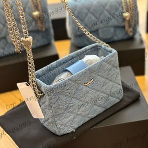 Ladies Heart Crush Perlen Blue Denim Camellia Hobo Umhängetaschen Silber Kette Crossbody Handtaschen mit großer Kapazität Luxusmarke Handtaschen für Frauen Sommer 19x13 cm