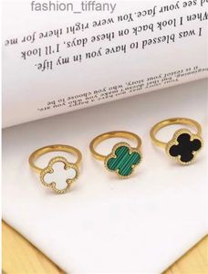 Klasyczny pierścionek zaręczynowy moda moda Matka Pierścień Matki Pierścień Wysokiej jakości 18 -karatowy złoto sproszkowane nie wyblakłe pierścionek luksusowa biżuteria na prezent