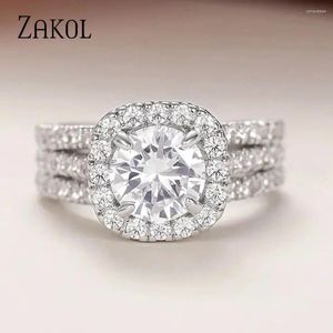 Hochzeitsringe Zakol Wunderschöne quadratische Form Zirkon für Frauen voll Bling Iced Out Micro Pave Crystal CZ Band Schmuck Geschenk