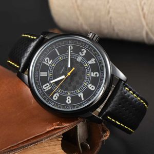 Zegarek zegarki AAA NOWOŚĆ BAI DA JIA BET SERII MENS KALENDARJ ​​TRZY Igły Runda Moda Casual Igle Bluckle Watch Męskie zegarek