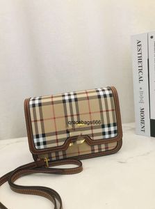 2024 Classic Designer Vintage Check TB Mens Bag Nylon Crossbody Womens Plånbok Purses Retro Brand Leather Luxury Stripes Famous Handbag