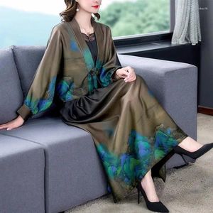 Work Dresses Retro V-Neck Bat Sleeve Printed Jacket Skirt Suit 2024 Autumn Mom's High End Elegant Loose Coat Top Two Piece Set Z2887