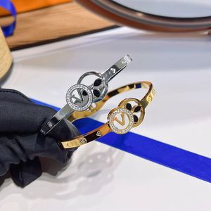 18K Gold plattiert Top Sell Edelstahl Armreif Armband Einfache Kristalldesignerin Lucky Lucky Luck