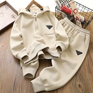 Kid Thickening Hoodies Baby Clothing Sets Baby Boys Girls Sweater Two Piece Kids Designer Clothes Pattern Sports Set