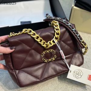 Top Top Top Lambskin Channelbers Designer Clay Bag с коробкой женской цепной сумки роскошная плечо для кросс -кубота.