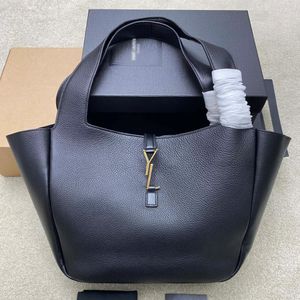 Toppkvalitet inlaid Rhinestone hobo designer väskor kvinnor diamant glänsande triangel armhålväska lyx pradhandhandväska män handväska kors kropp axel koppling tote underarmsäck