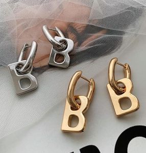 Moda gerçek altın pirinç harf b kolye çivisi kadınlar için küpeler cazibe metal ifadesi mücevher punk aksesuarları 417 h16700673