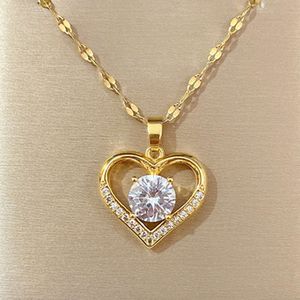 Artificial Gems Heart Pendant Necklace for women 2022 Golden Stainless Steel Lips Neck Chain Female Necklaces Jewelry for Girl