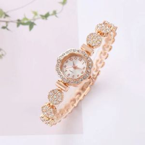 Tolle Qualität Diamonds Frauen Designer Armbanduhren Lady Fashion Casual Luxus Dial 22mm kleine Quarz Uhren Nr. 698