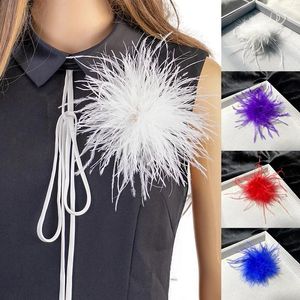 Brooches Fashion Ostrich Feather Brooch Vintage Fluffy Fur Lapel Pins Wedding Bridal Banquet Floral Decor DIY Clothes Accessories Jewelry