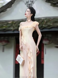 Abiti casual sexy Slim Beach Abito a divisione Elegante volant vintage Fairy Drendses Chic Off Women Women Evening Party