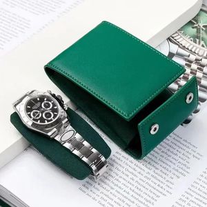 Werksdirekte grüne Lederumweltschutz Uhr Schütze Bag Watch Travel Case Geschenkbox und Karte CAN Custom 240428