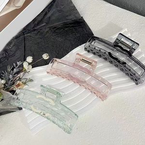 Avancerade stilar Crystal Designer Hair Clips Hair Claw Famous Women Design Brand Letter Barrettes Hairpin Geometry Hairclip Christmas Hairjewelry