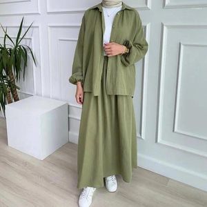 Abbigliamento etnico set da due pezzi da donna musulmana camicia a manica lunga gonna a mezza lunghezza di moda islamica solida casual